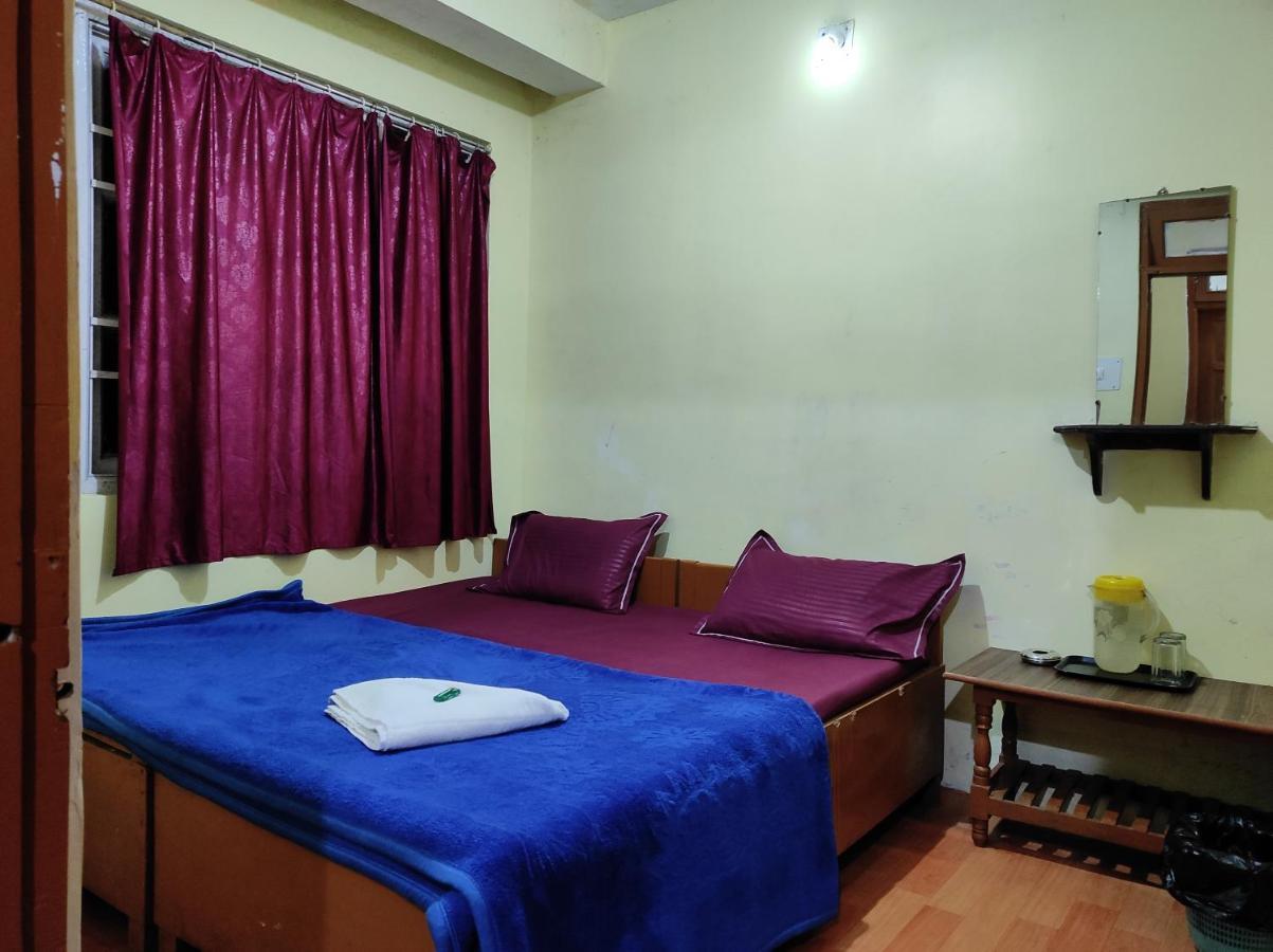 Wind Home Darjeeling- Budget Hotel Near Mall Darjeeling  Esterno foto
